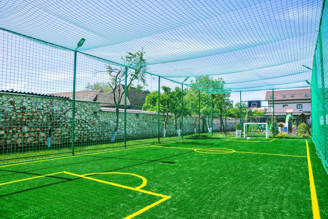 Conacul Ambient Cristian (Brasov) Exterior foto