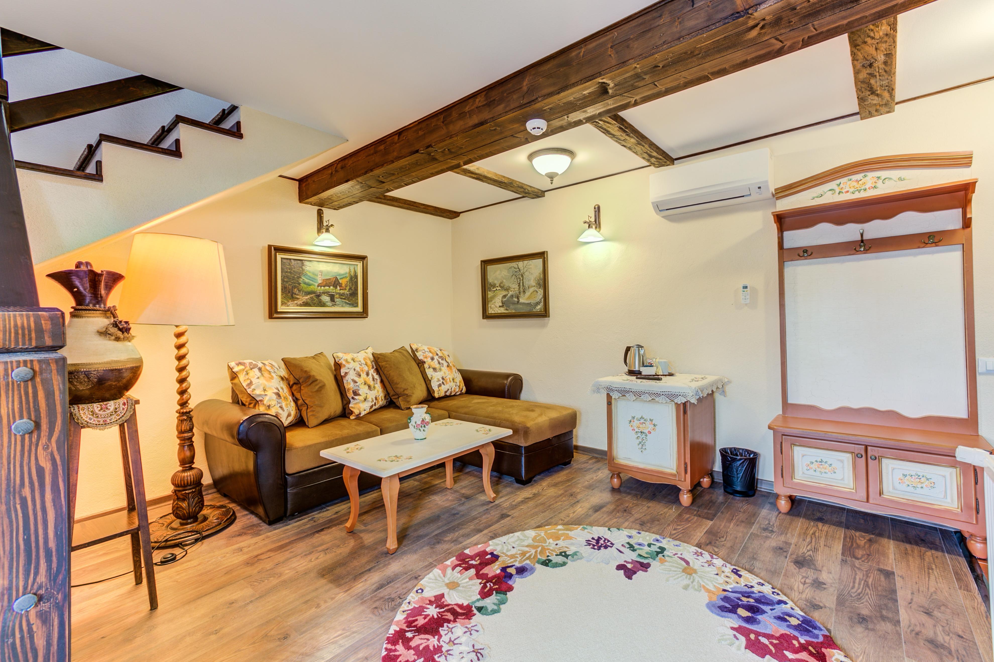 Conacul Ambient Cristian (Brasov) Exterior foto