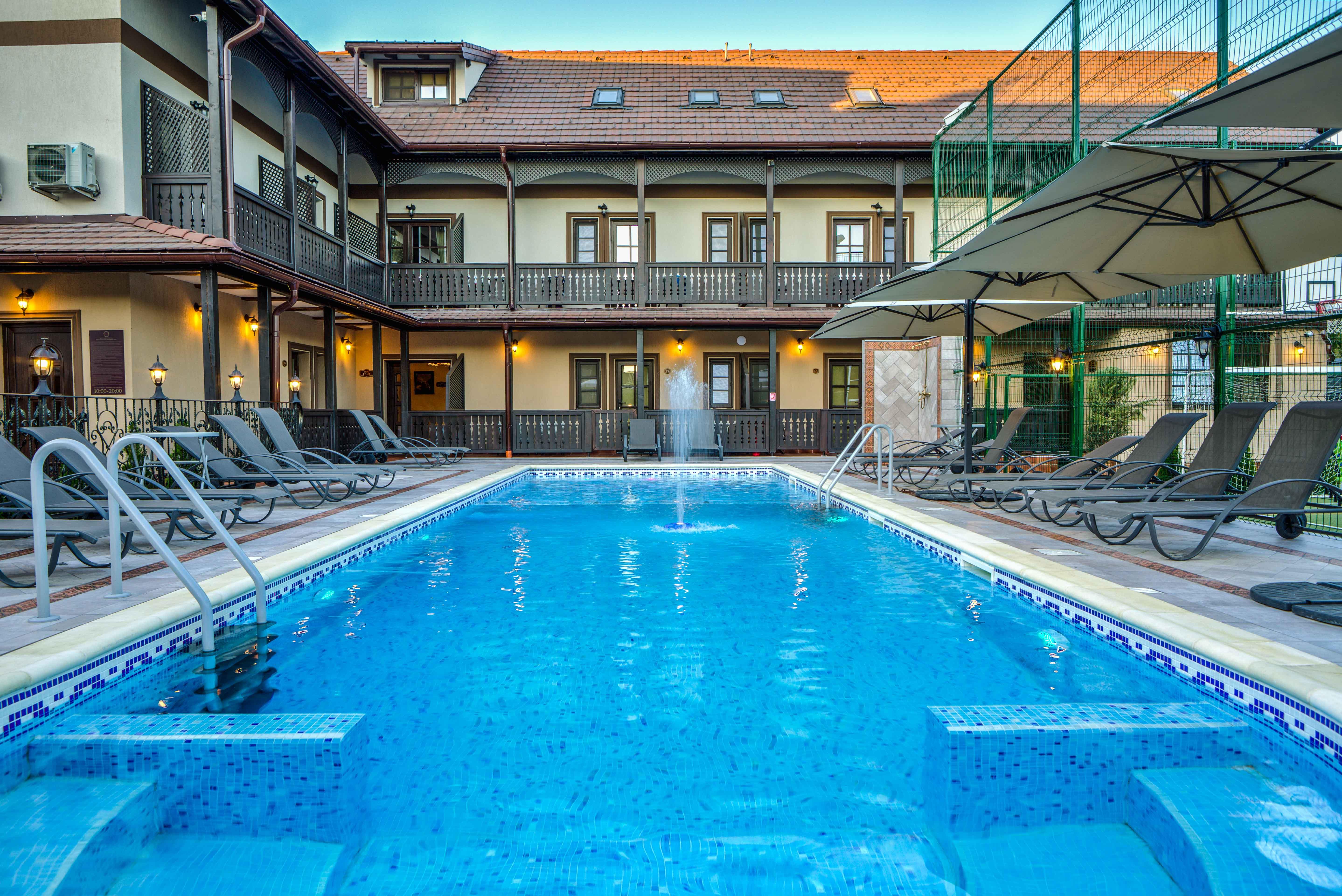 Conacul Ambient Cristian (Brasov) Exterior foto