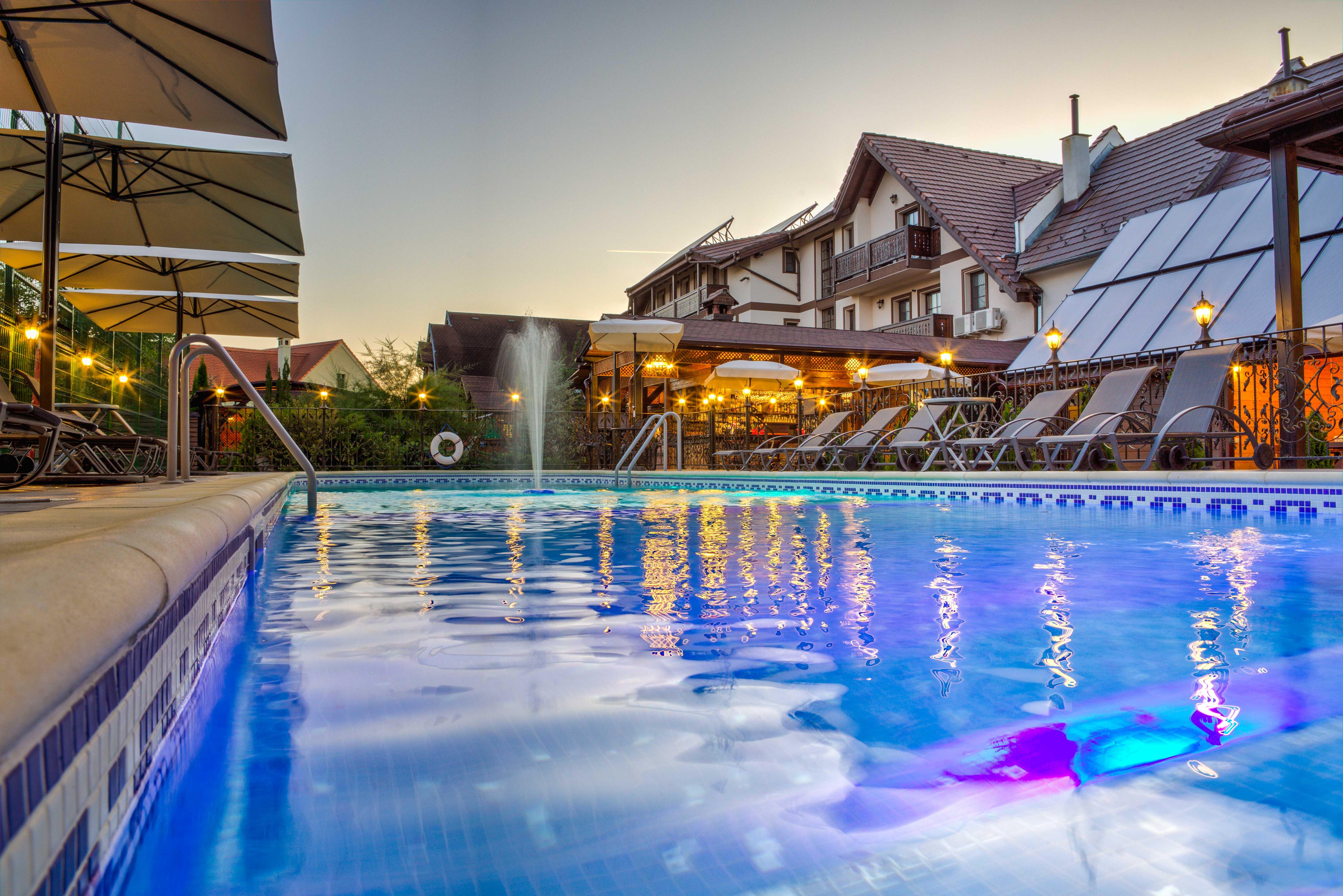 Conacul Ambient Cristian (Brasov) Exterior foto