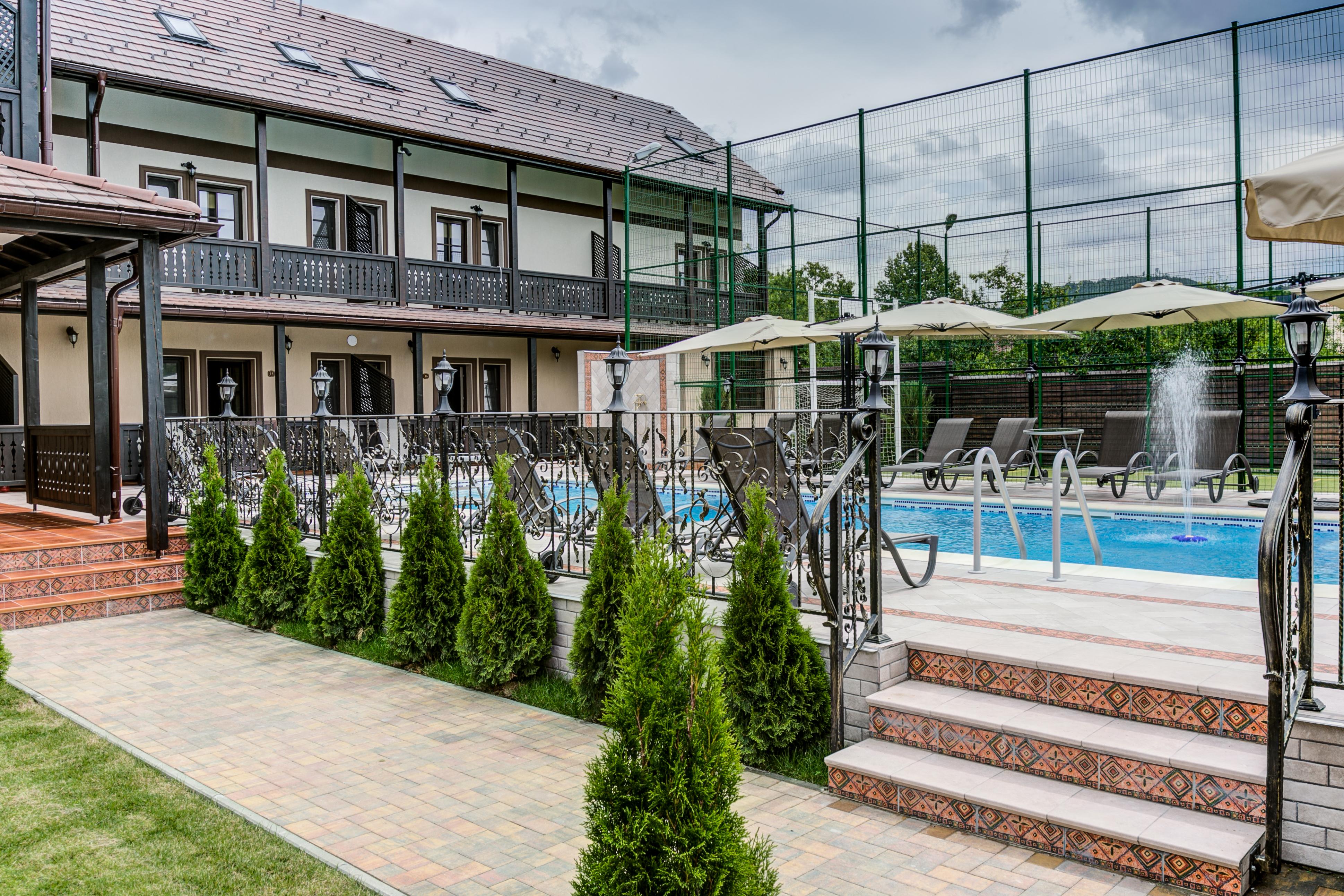 Conacul Ambient Cristian (Brasov) Exterior foto